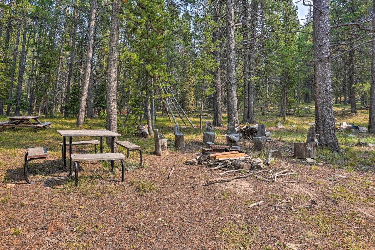 Secluded Casper Mtn Cabin Fire Pit, 12 Mi To Town Crimson Dawn Extérieur photo